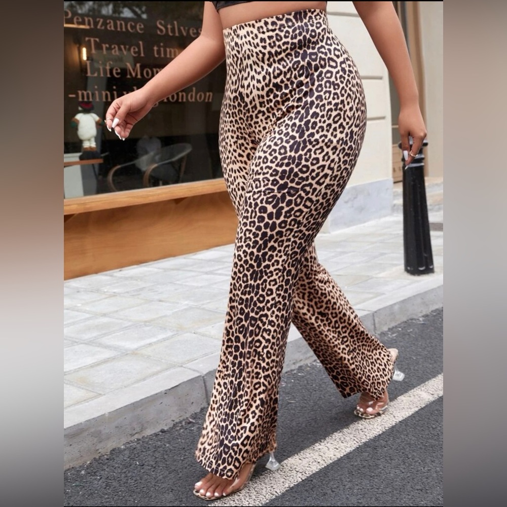 SHEIN SXY Plus Leopard Print Pants